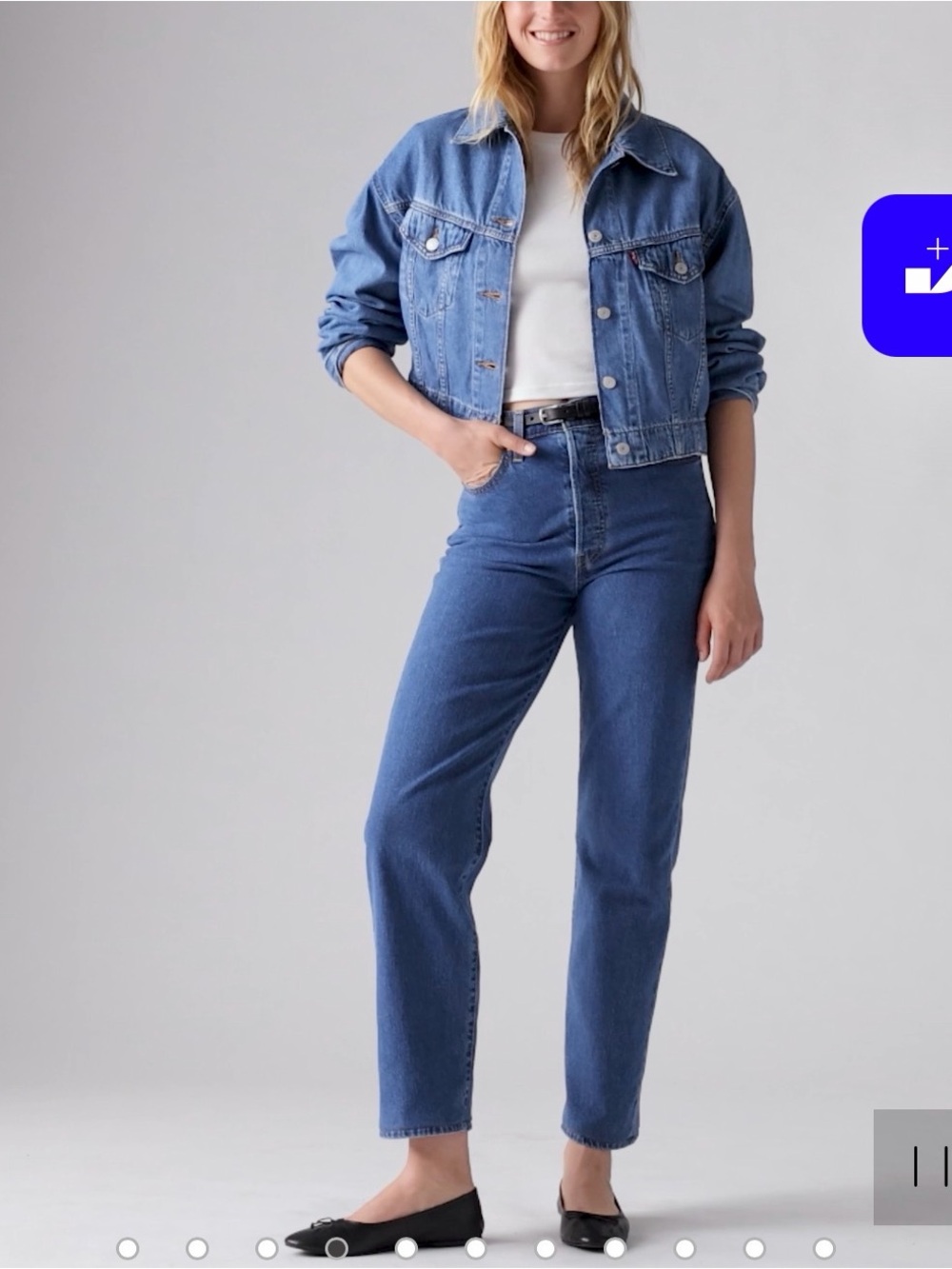 LEVI’S RIBCAGE 29 waist, 27 inseam jazz pop jeans